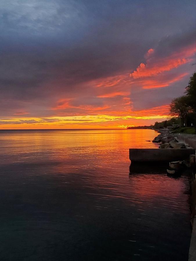Tree-Top Lake-Front Cottage Madison ภายนอก รูปภาพ