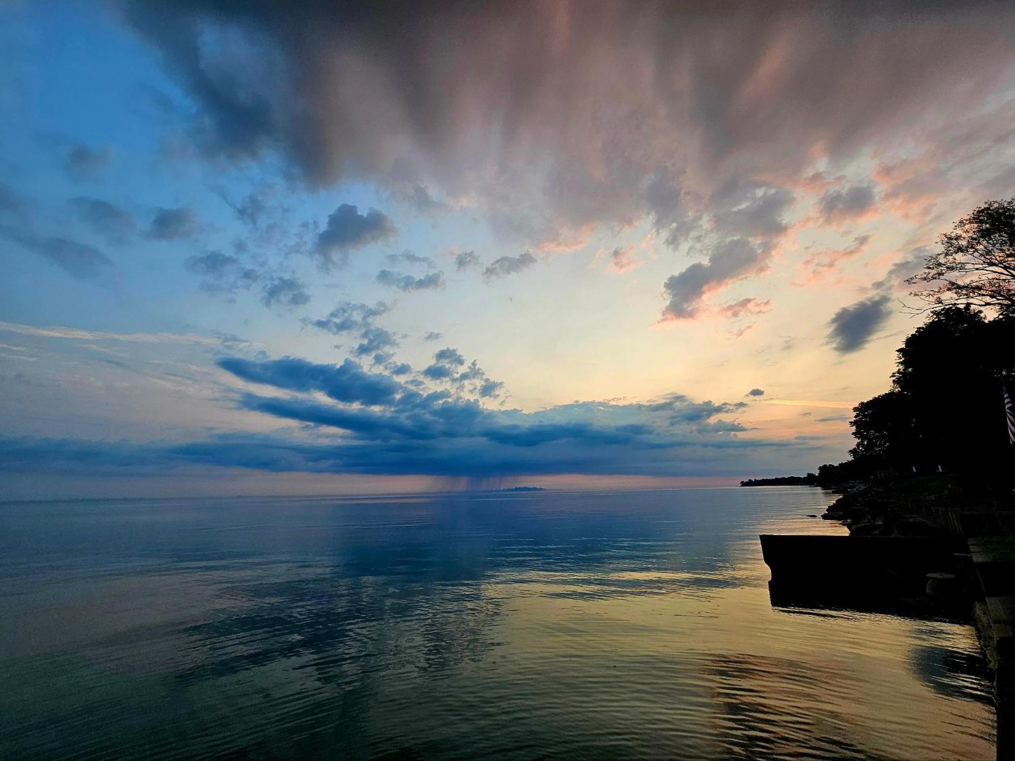 Tree-Top Lake-Front Cottage Madison ภายนอก รูปภาพ